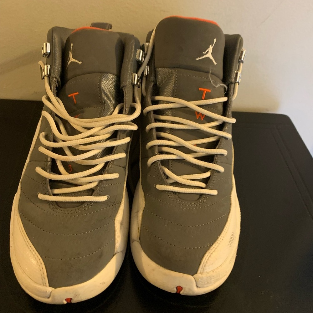 Air Jordans youth size 6